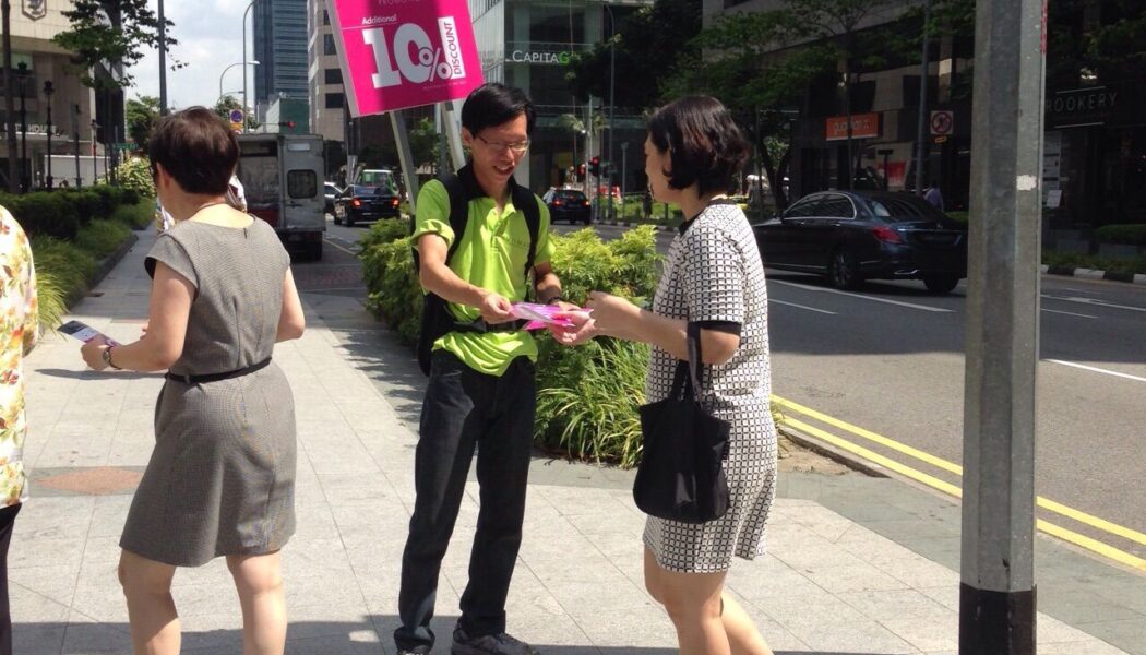 Vii Mart – Revolutionizing Retail: Vii Mart’s Journey from Offline to Online Shopping with Captivating Catalog Promo Distribution and A2 Display Boards